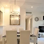 R15 Side 3 Bedroom Flat شقة ماربيا
