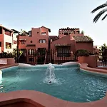 شقة R15 Side 3 Bedroom Flat ماربيا