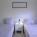 شقة R15 Side 3 Bedroom Flat