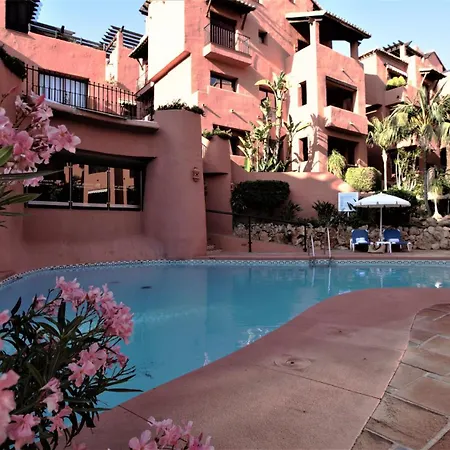 Apartment R15 Side 3 Bedroom Flat Marbella