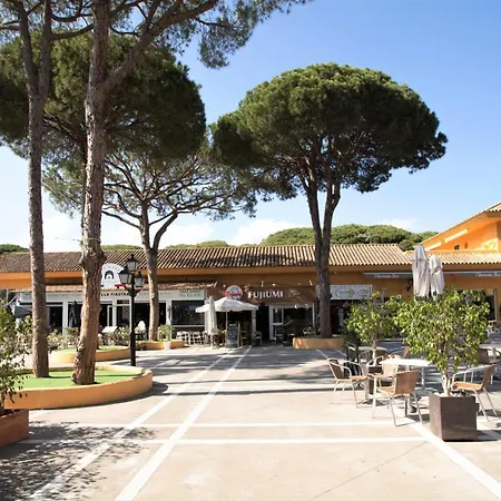 R15 Side 3 Bedroom Flat Lejlighed