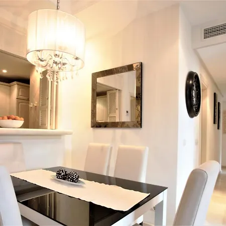 R15 Side 3 Bedroom Flat 아파트 마르베야