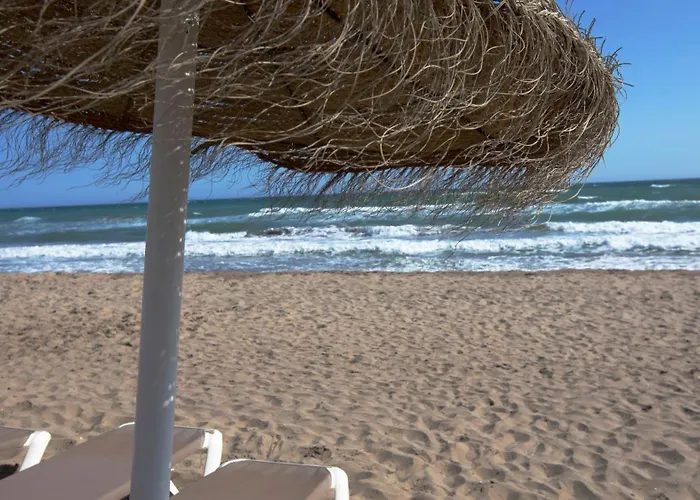 R15 Side 3 Bedroom Flat